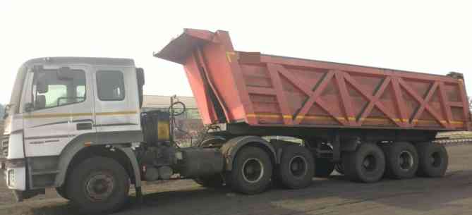 BharatBenz 4928 Images